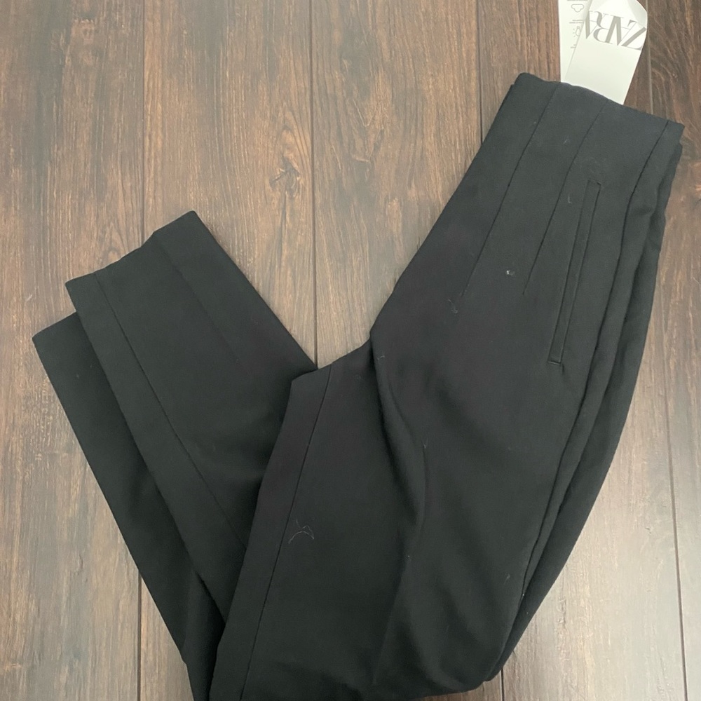 ZARA ankle length tapered trouser pants